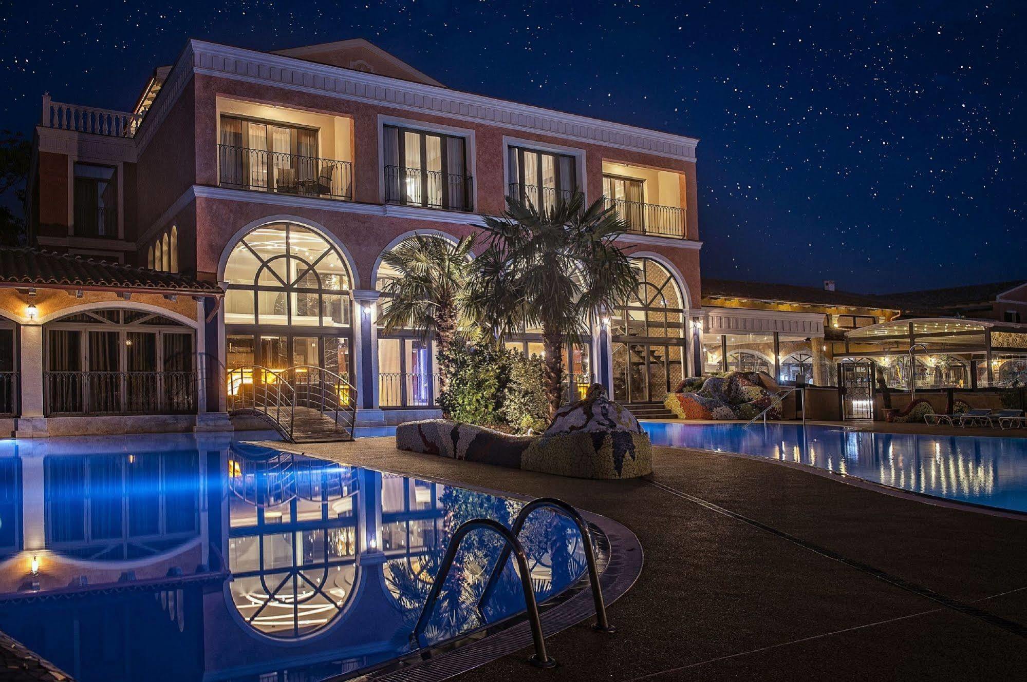 פרשוב Villa Plaza Boutique Hotel & Spa מראה חיצוני תמונה