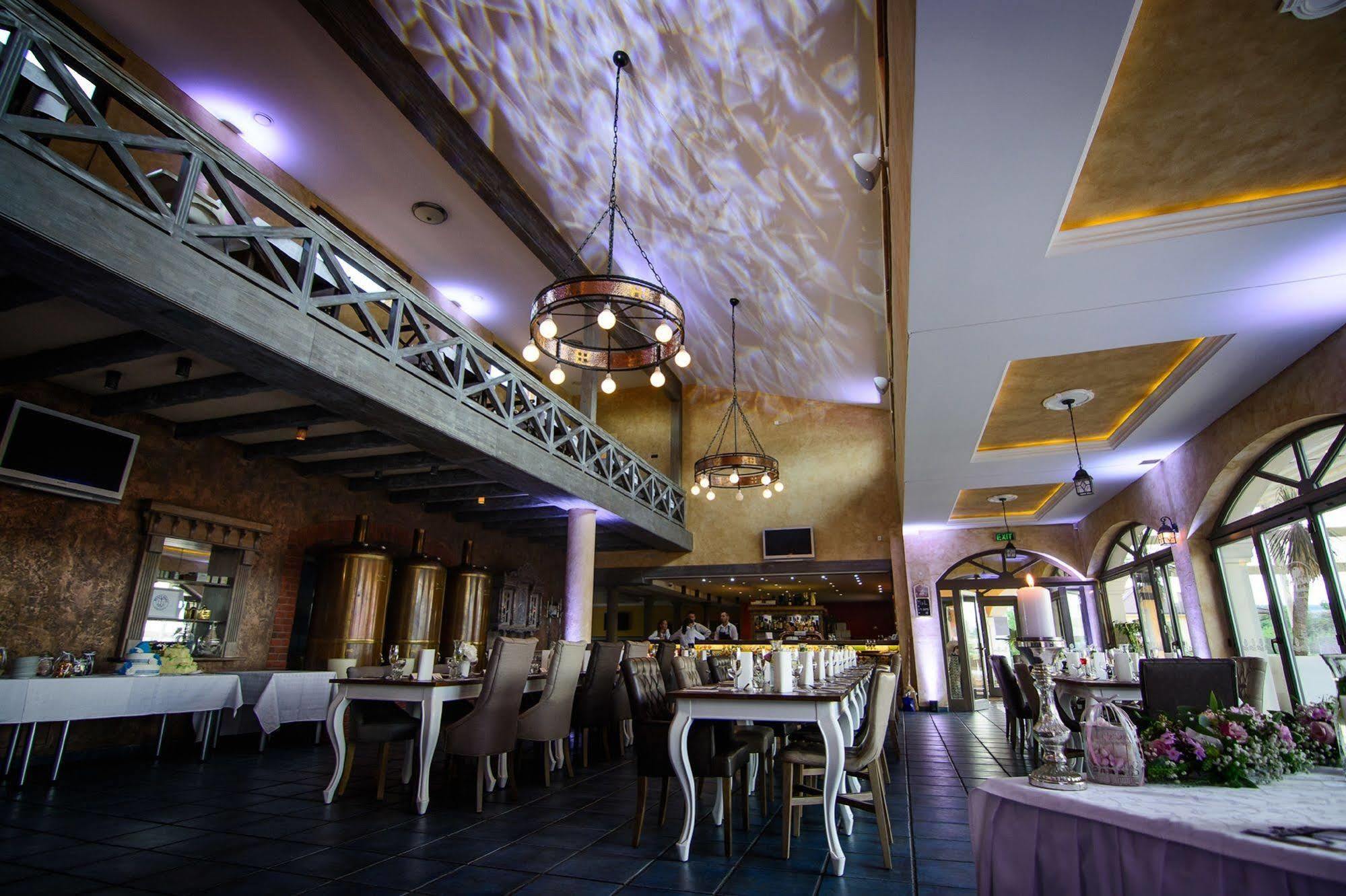 פרשוב Villa Plaza Boutique Hotel & Spa מראה חיצוני תמונה